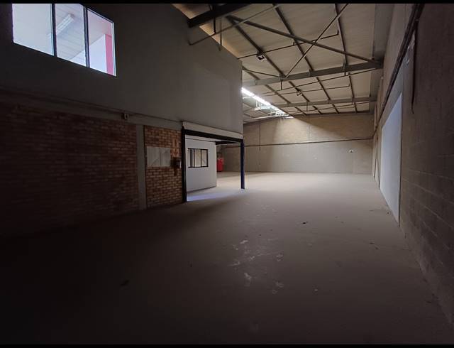 537M² MINI FACTORY TO LET IN KYA SANDS